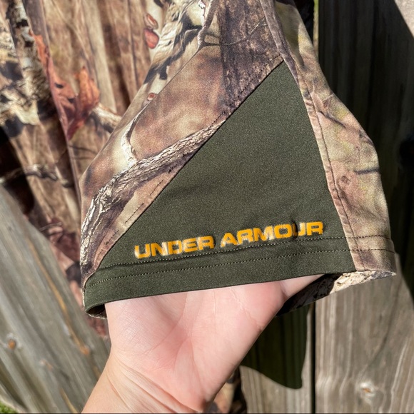 Under Armour Heat Gear Camouflage Shirt - Picture 5 of 7